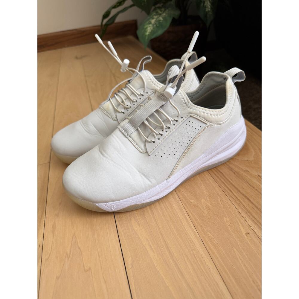 Clove Classic Brilliant White Nursing shoes